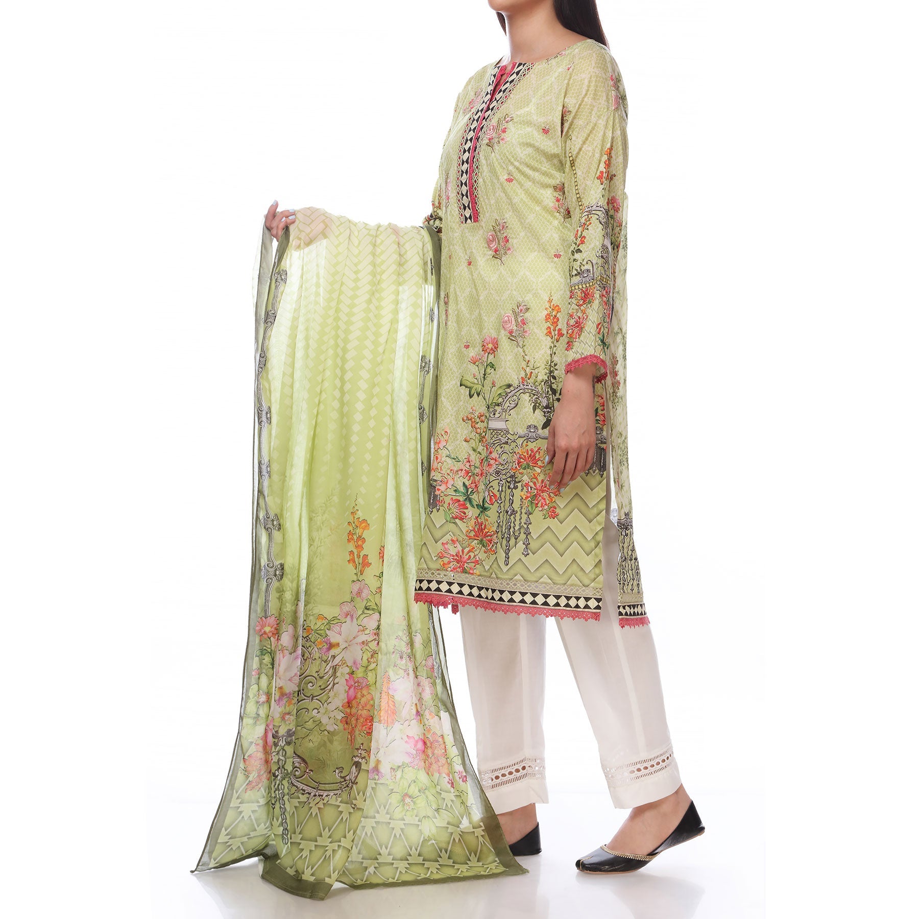Digital Printed Lawn Shirt With Embroiderd Motifs Front
Digital Printed Lawn Duppata