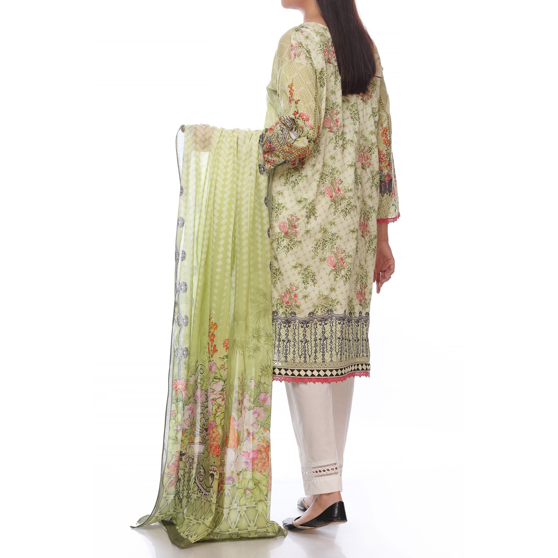 Digital Printed Lawn Shirt With Embroiderd Motifs Front
Digital Printed Lawn Duppata